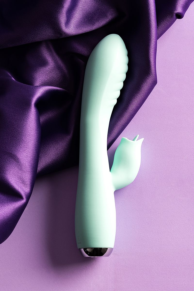 Мятный вибратор с клиторальным стимулятором Milo - 20 см.